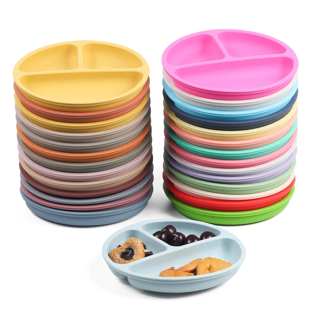Set de Repas en Silicone pour Enfants - 8 Pièces Antidérapantes avec Bavoirs et Ustensiles